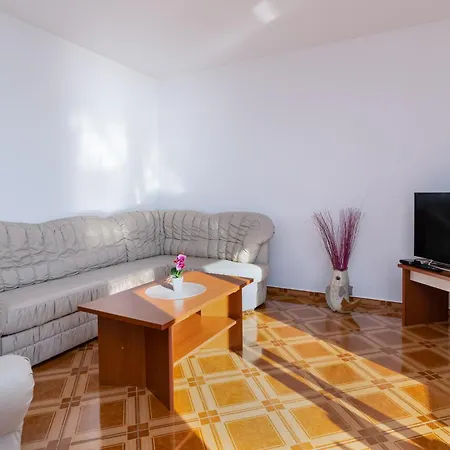 With Swimming Pool Dramalj, - 19997 Lägenhet